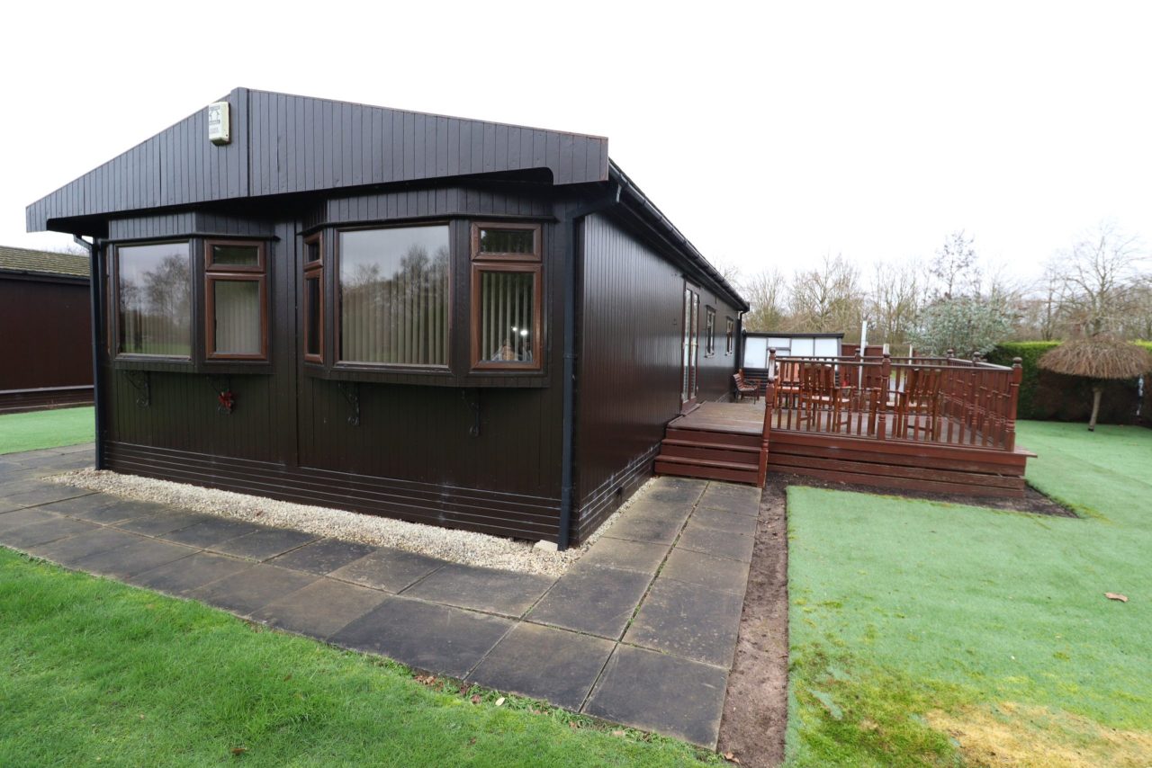 2 bedroom Property For Sale
