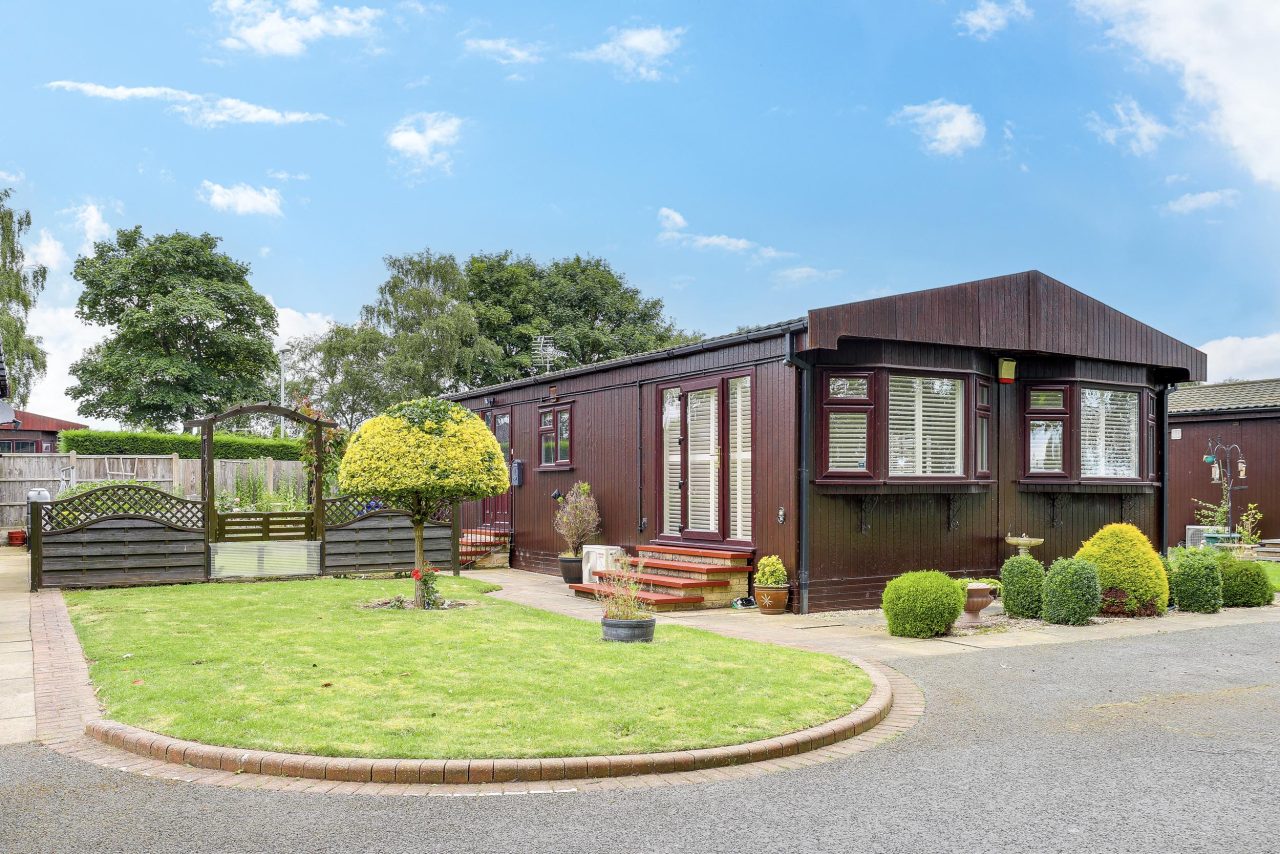 1 bedroom Property For Sale