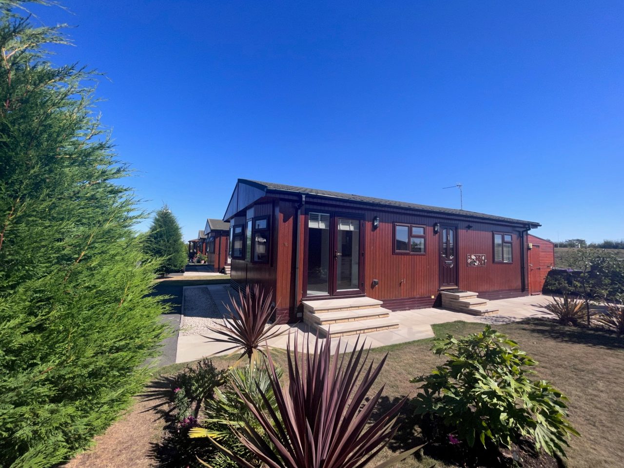 2 bedroom Property For Sale