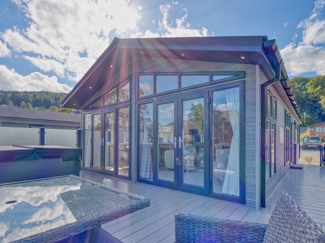 2 bedroom Lodge For Sale