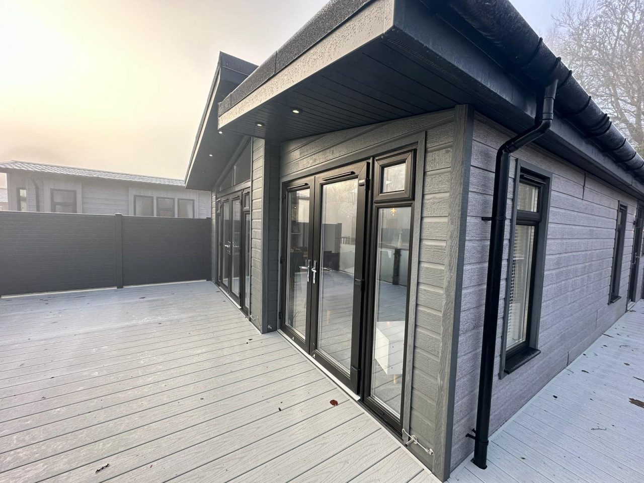 2 bedroom Lodge For Sale