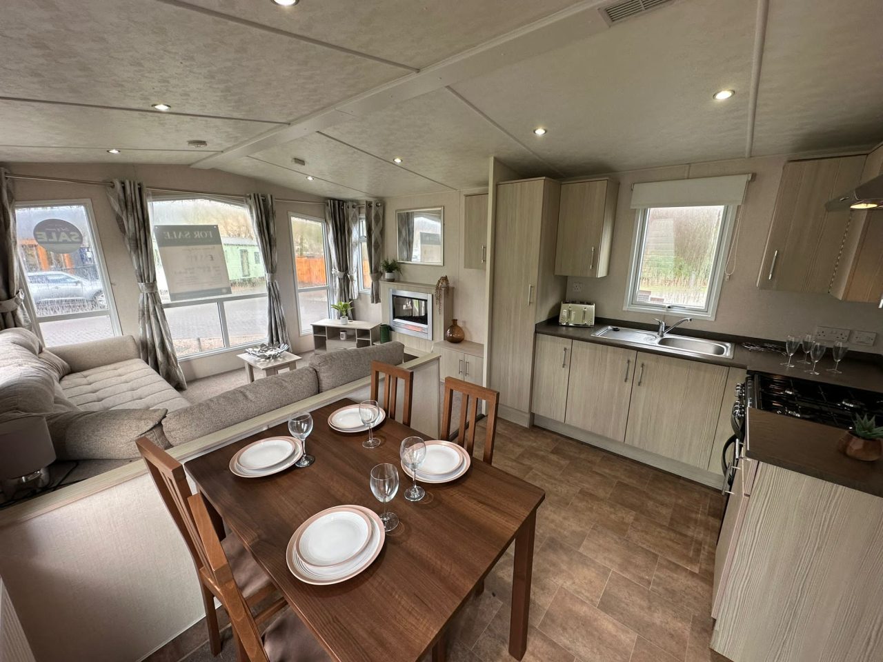 2 bedroom Static Home For Sale