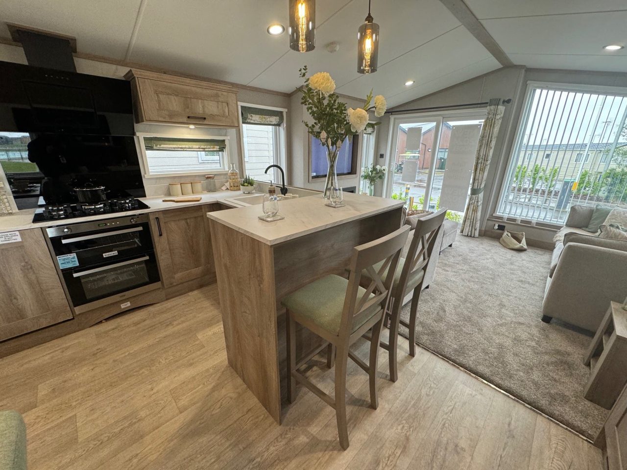 2 bedroom Lodge For Sale
