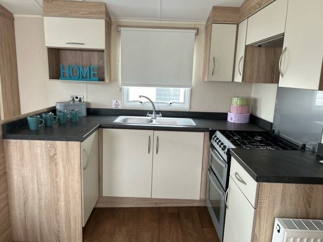 3 bedroom Static Home For Sale