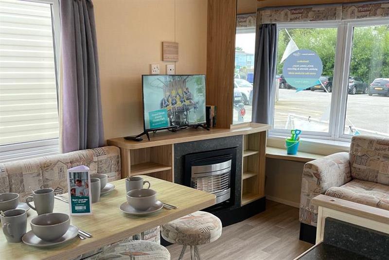 2 bedroom Static Home For Sale