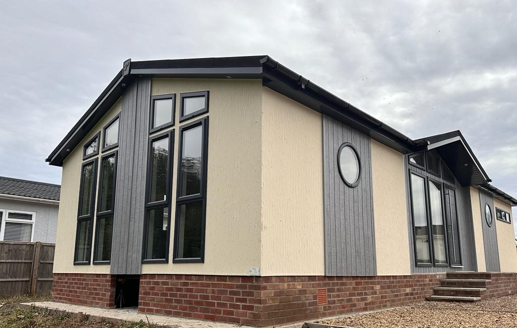 2 bedroom Property For Sale