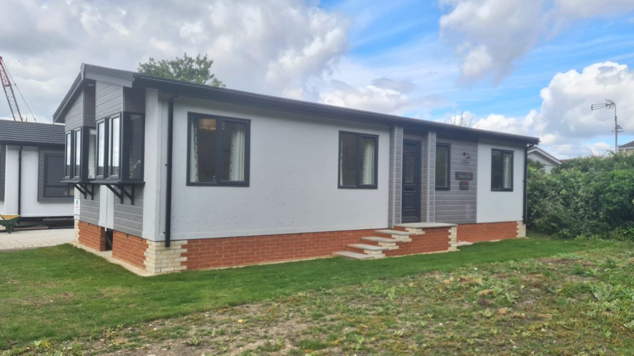 2 bedroom Property For Sale