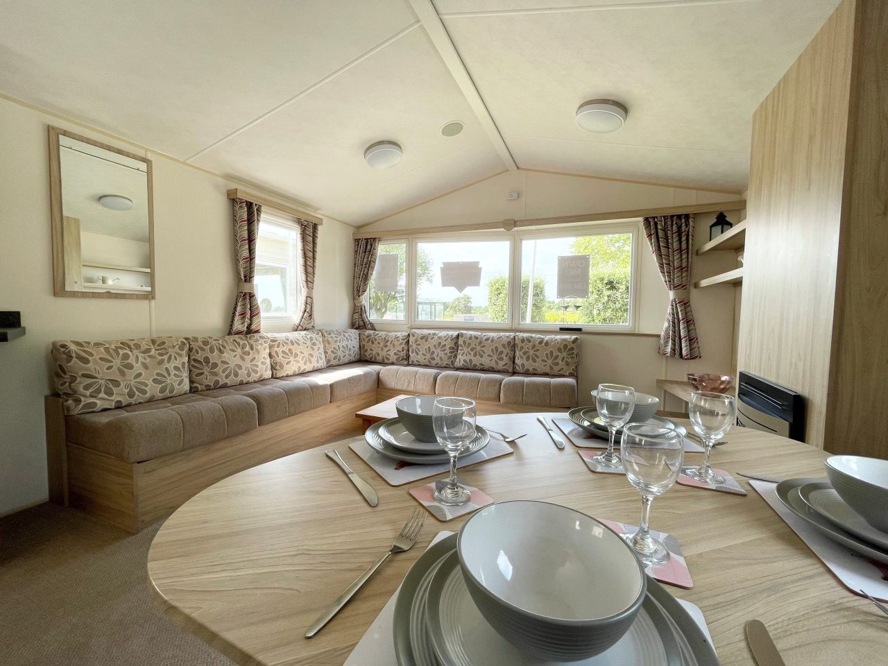 3 bedroom Static Home For Sale