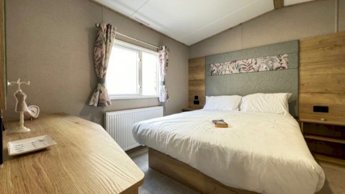2 bedroom Static Home For Sale