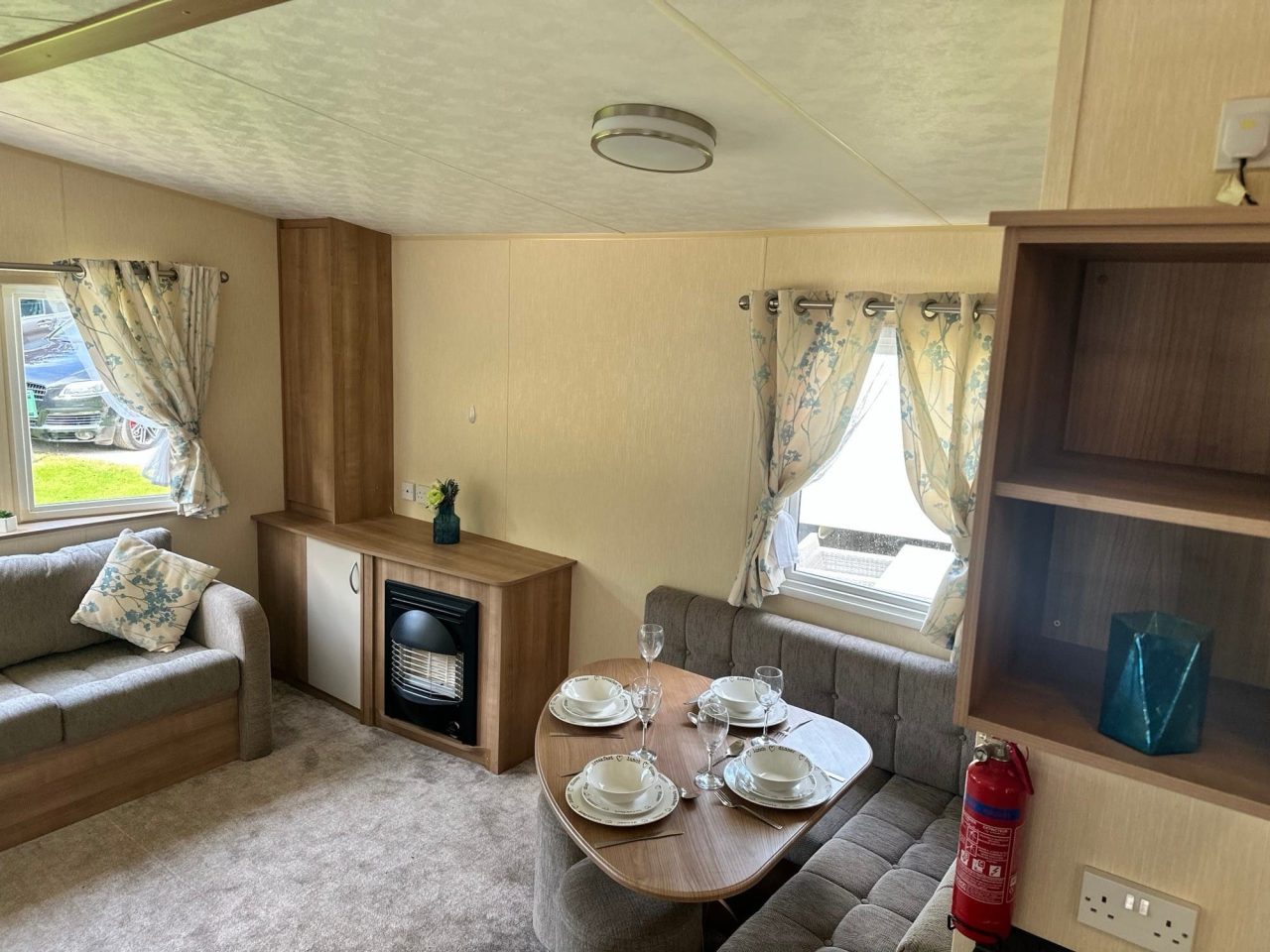 2 bedroom Static Home For Sale