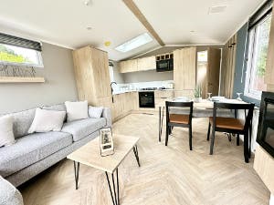 2 bedroom Static Home For Sale