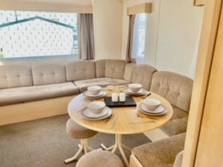 2 bedroom Static Home For Sale