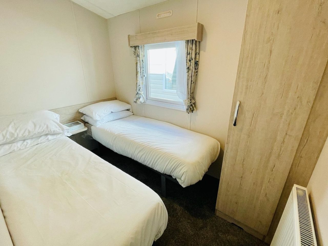 2 bedroom Static Home For Sale
