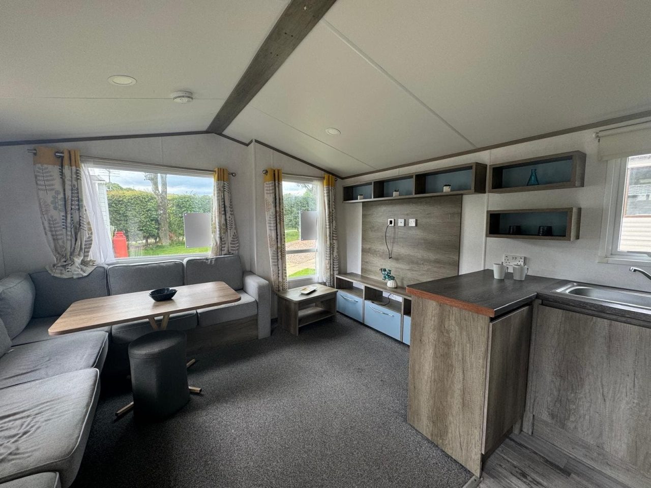 3 bedroom Static Home For Sale