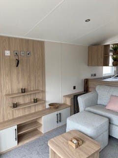 2 bedroom Static Home For Sale