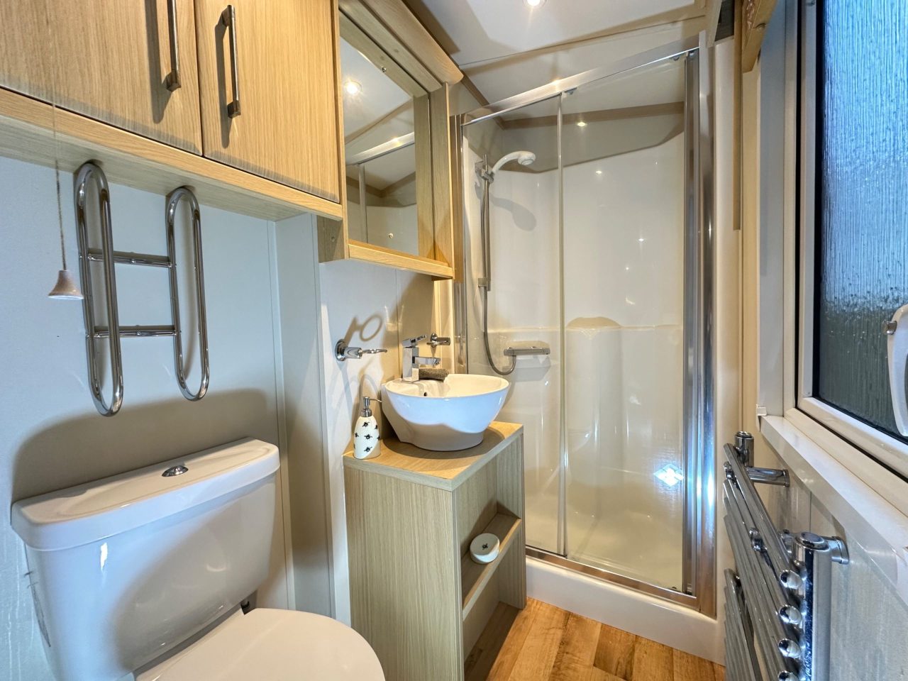 2 bedroom Static Home For Sale
