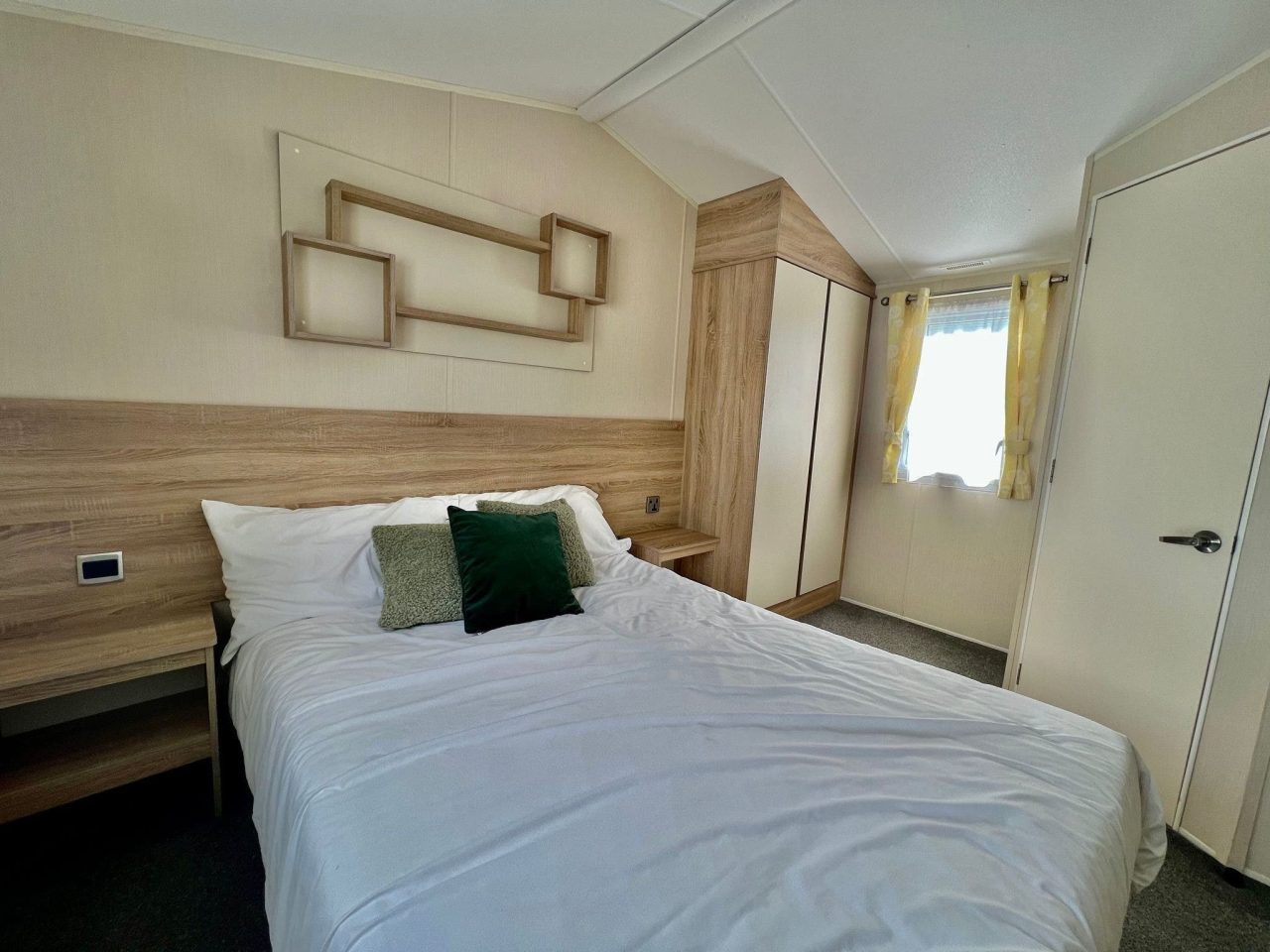 3 bedroom Static Home For Sale