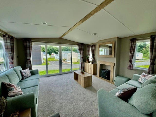 2 bedroom Lodge For Sale