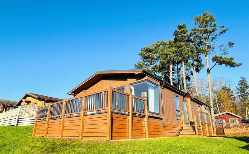 2 bedroom Lodge For Sale