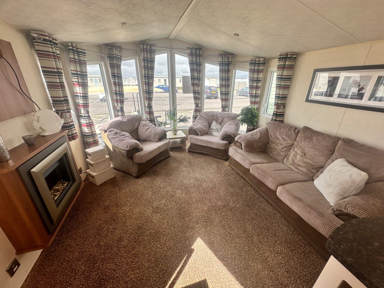 2 bedroom Static Home For Sale