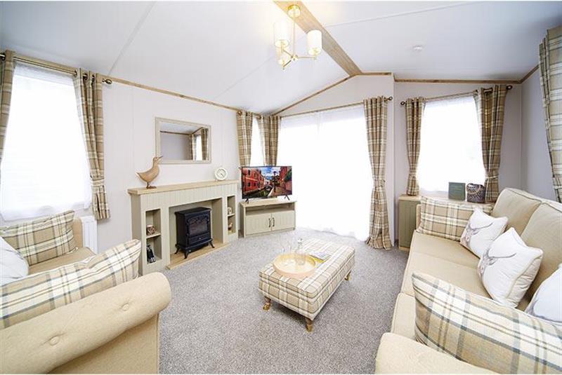 2 bedroom Lodge For Sale