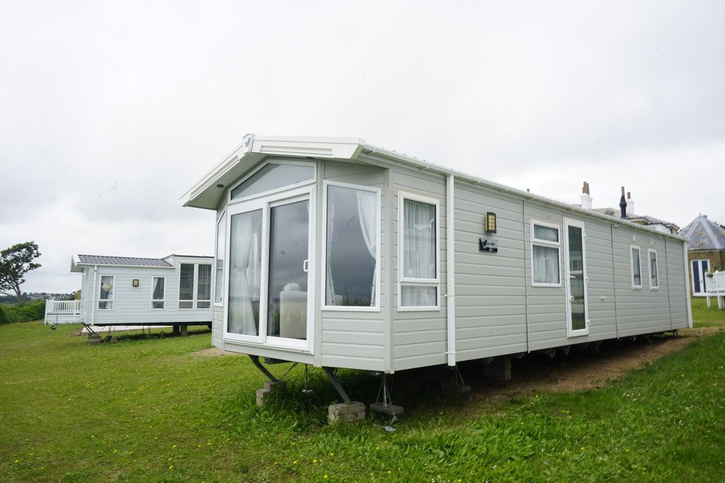 2 bedroom Static Home For Sale