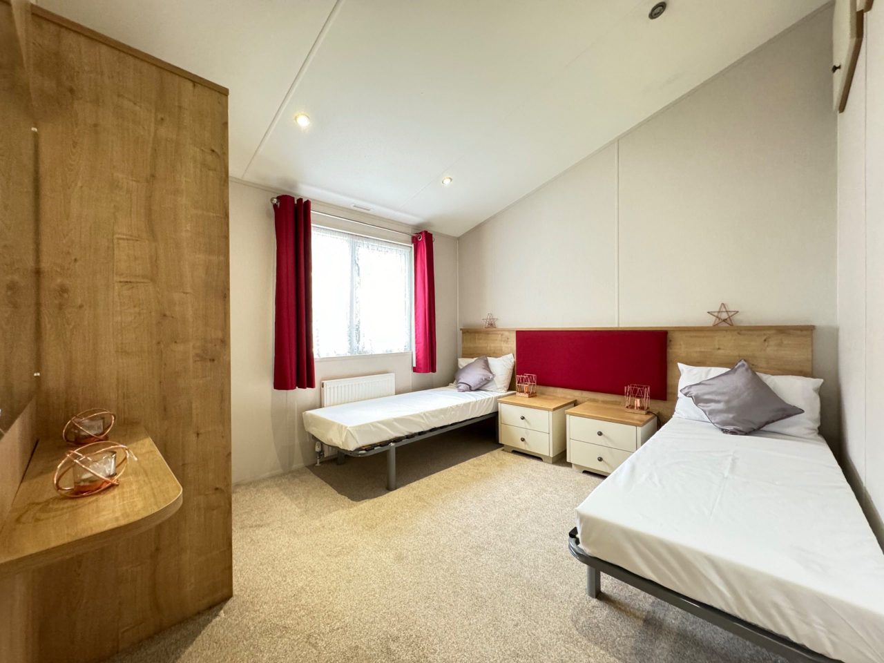 2 bedroom Lodge For Sale