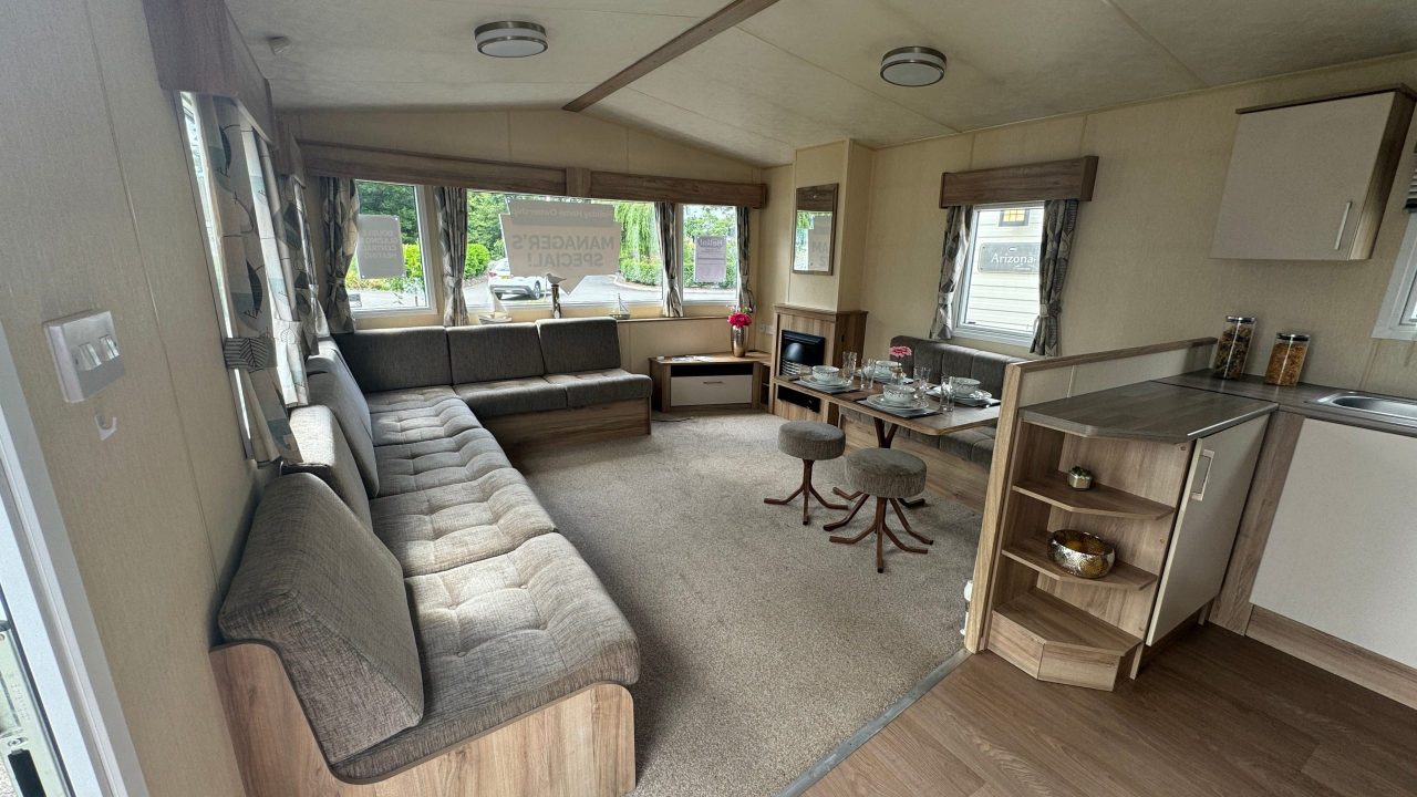 2 bedroom Static Home For Sale