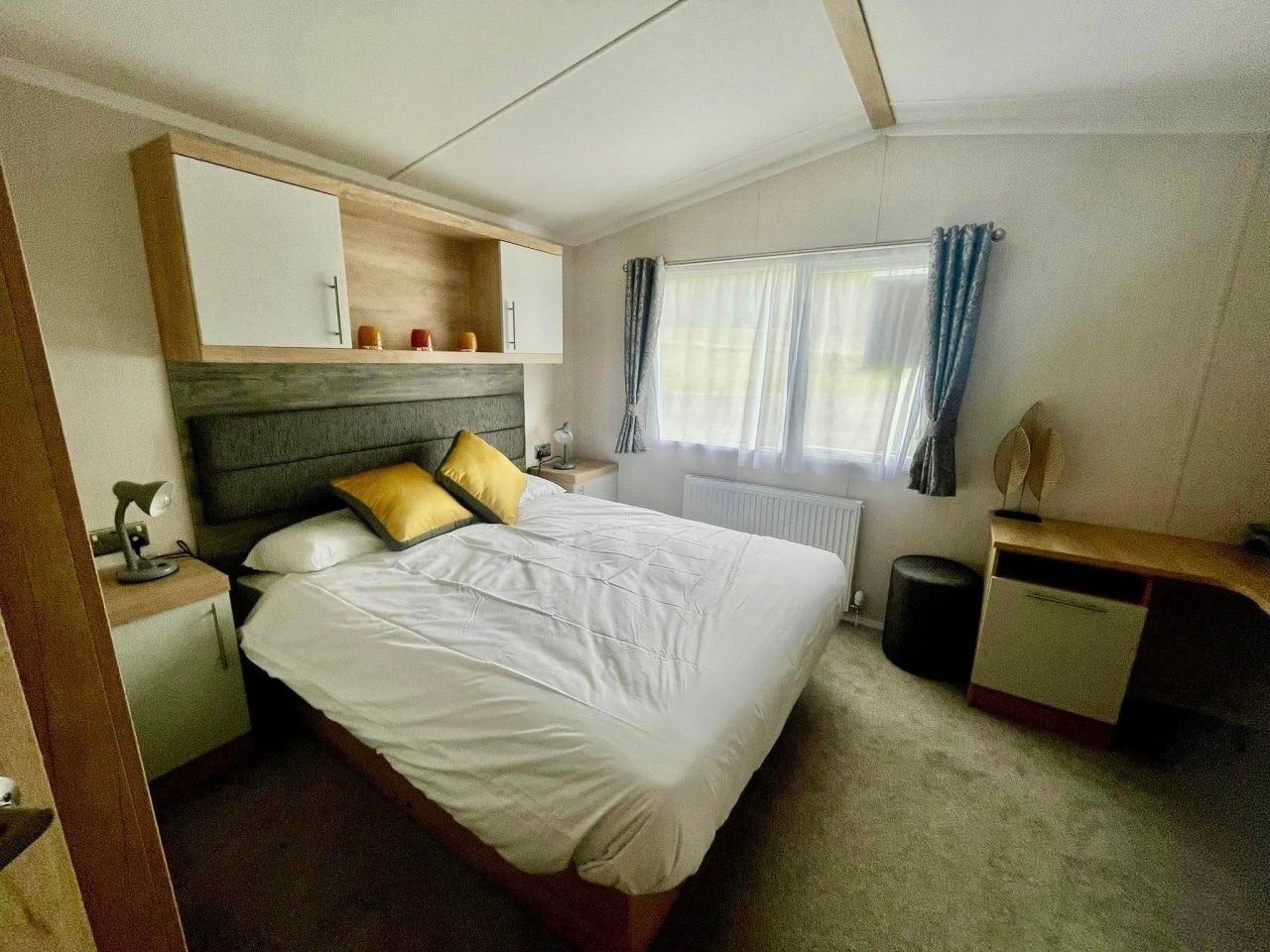 2 bedroom Static Home For Sale