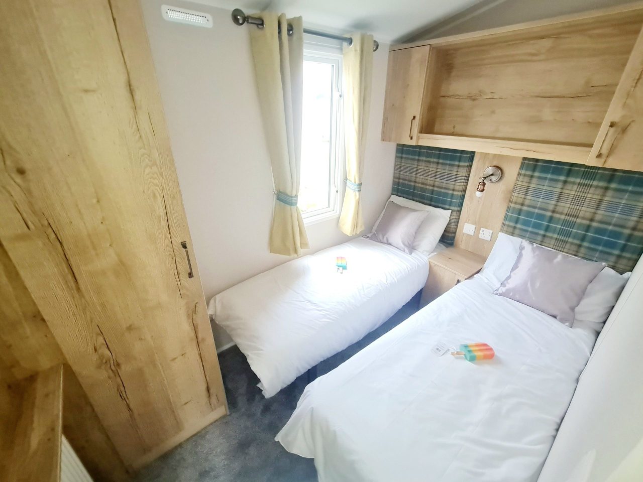 2 bedroom Lodge For Sale