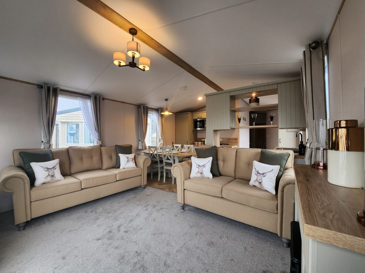 3 bedroom Lodge For Sale