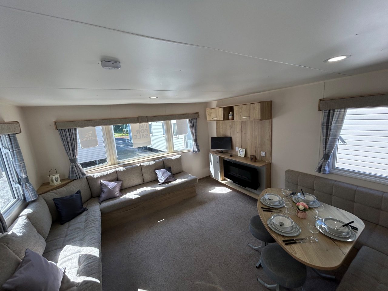 3 bedroom Static Home For Sale