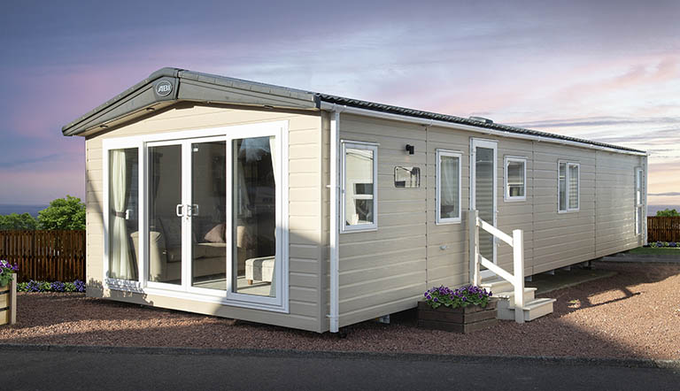 3 bedroom Static Home For Sale