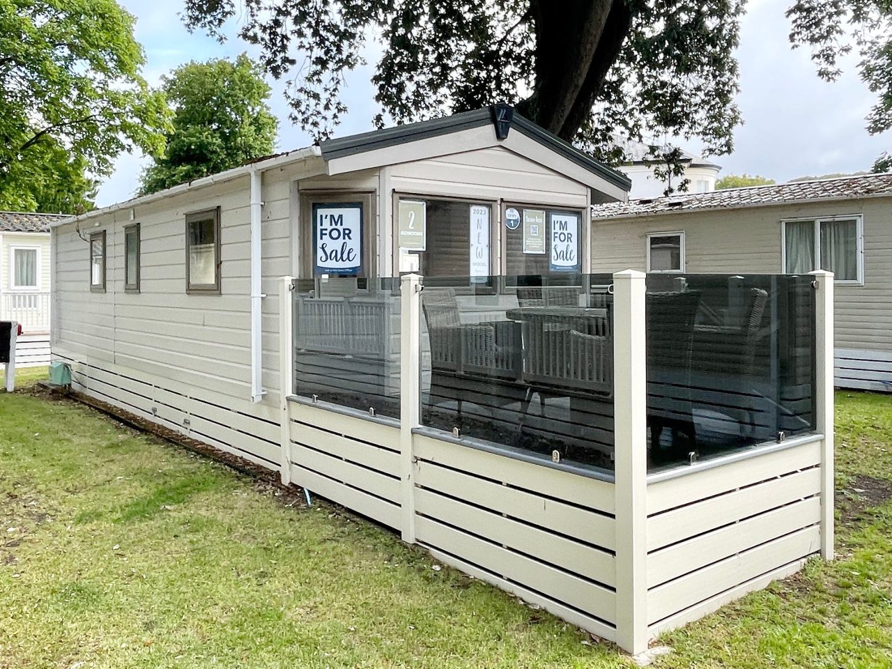 2 bedroom Static Home For Sale