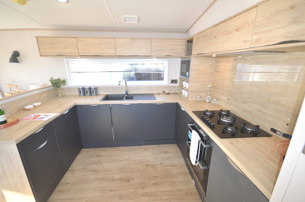 3 bedroom Lodge For Sale