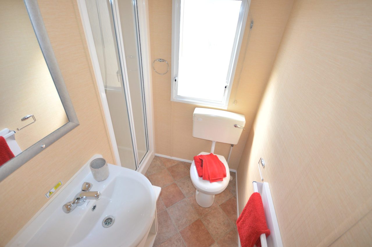 2 bedroom Static Home For Sale