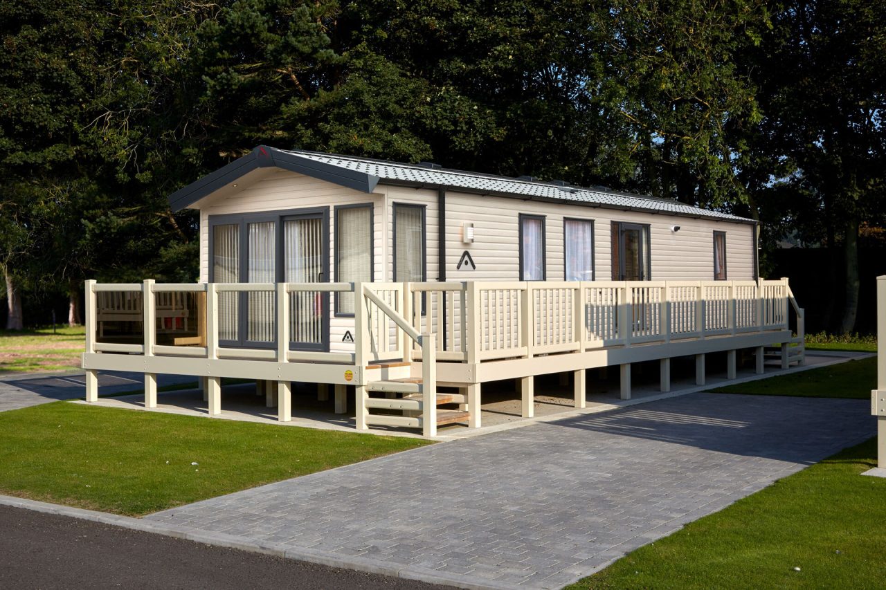 2 bedroom Static Home For Sale