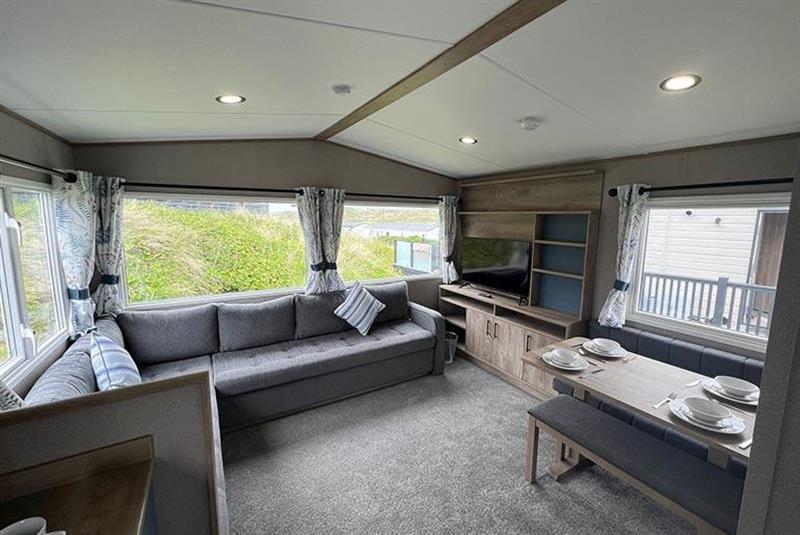 3 bedroom Static Home For Sale