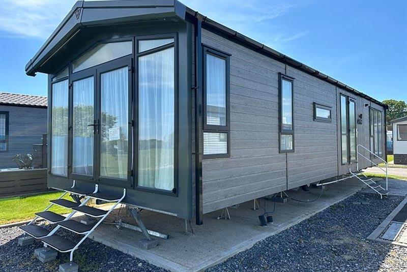 2 bedroom Static Home For Sale