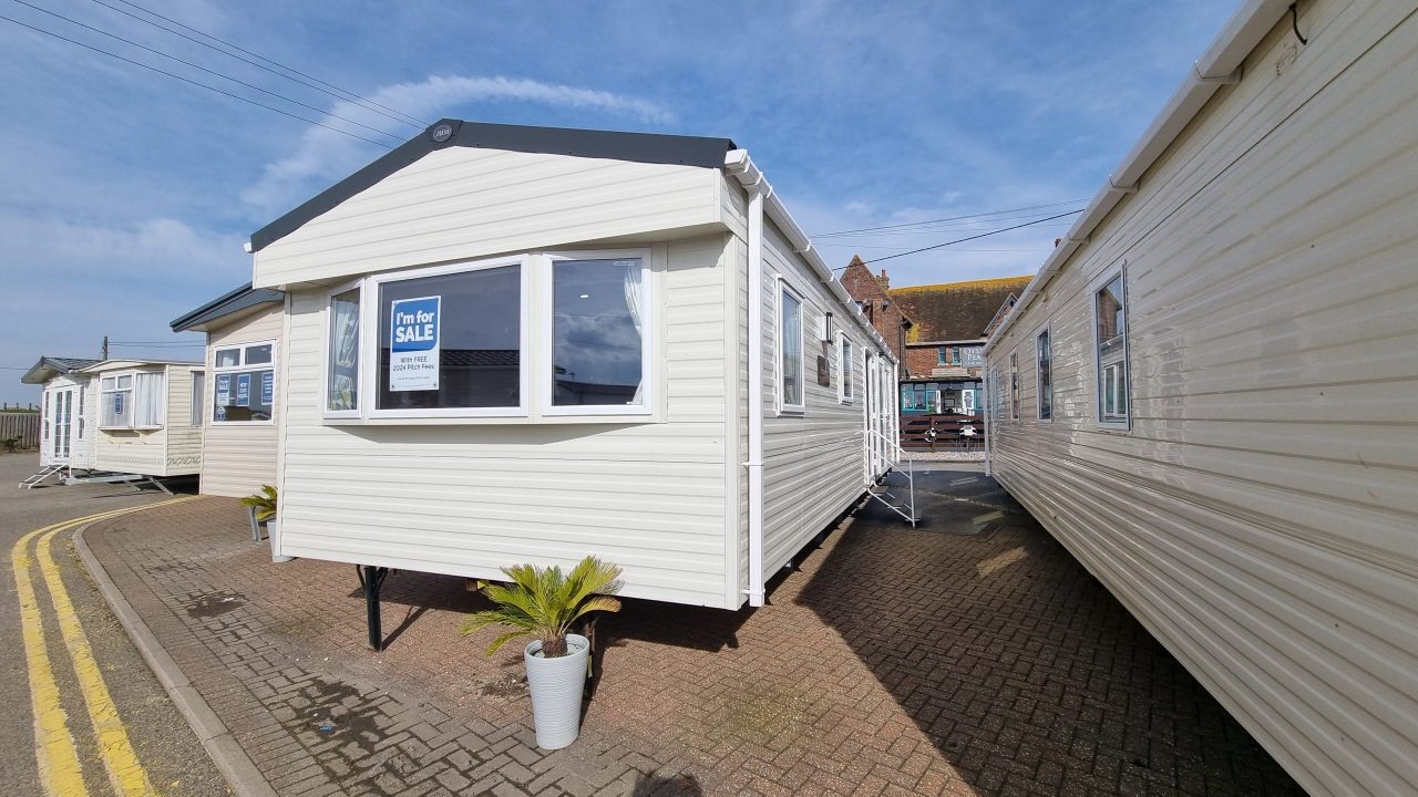 2 bedroom Static Home For Sale