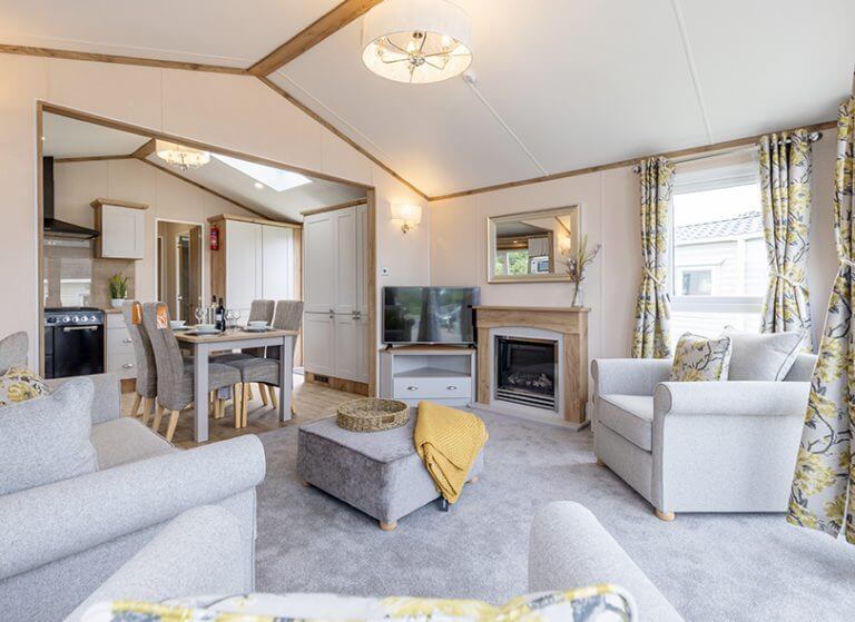 2 bedroom Static Home For Sale