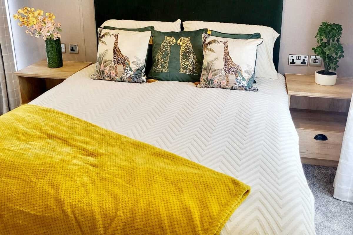 2 bedroom Property For Sale