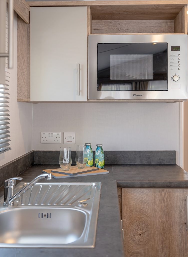 2 bedroom Static Home For Sale