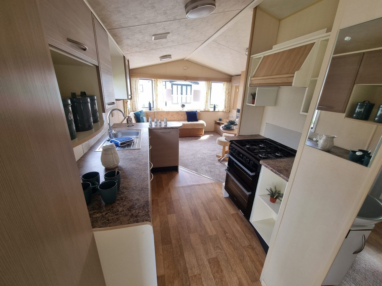 2 bedroom Static Home For Sale