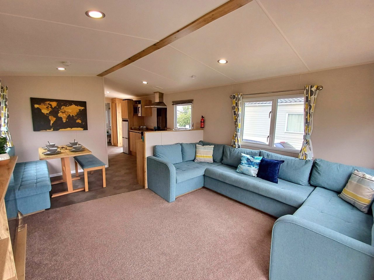 2 bedroom Static Home For Sale