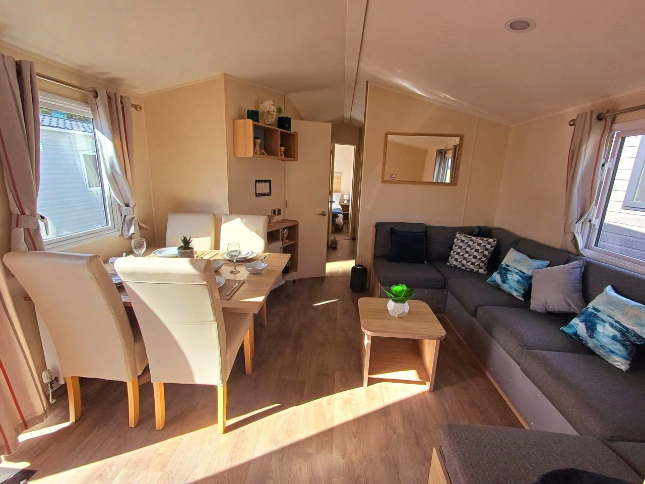 4 bedroom Static Home For Sale