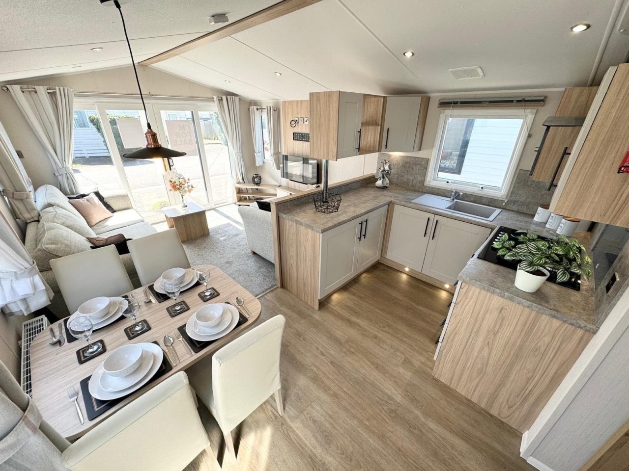 3 bedroom Static Home For Sale