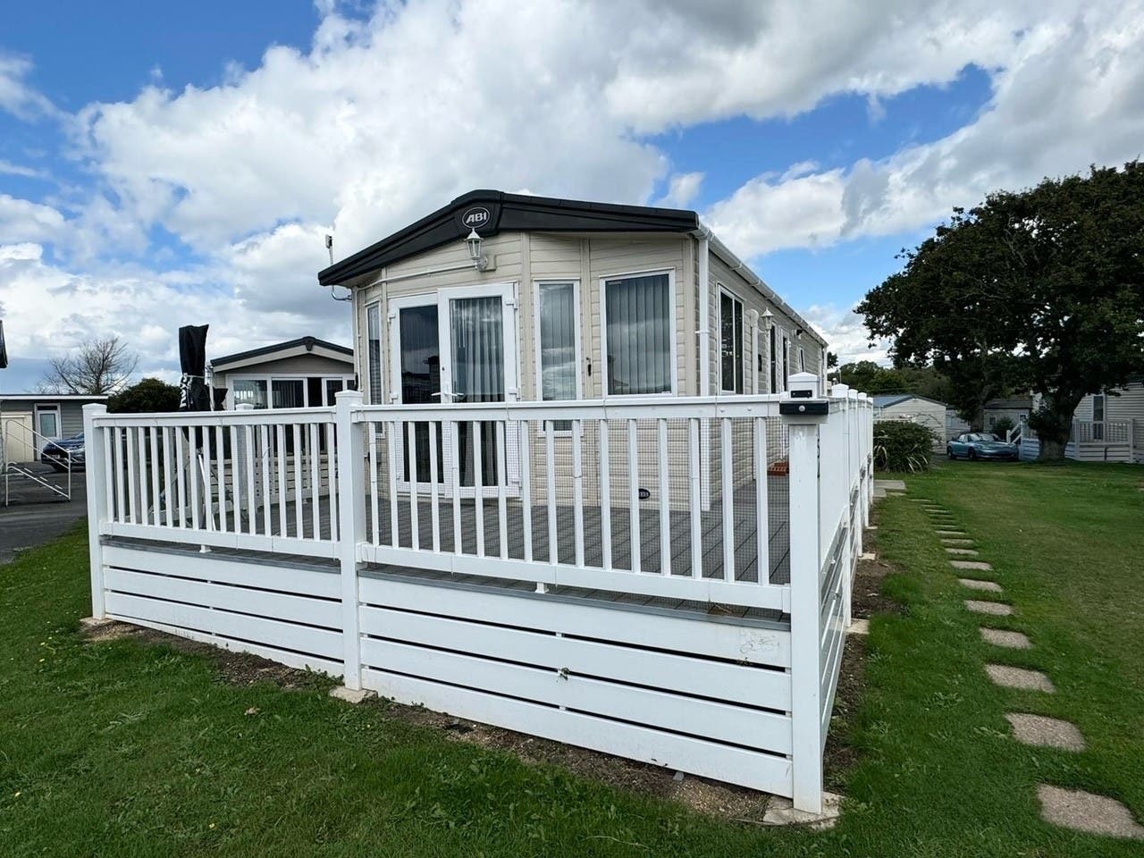 2 bedroom Mobile home For Sale