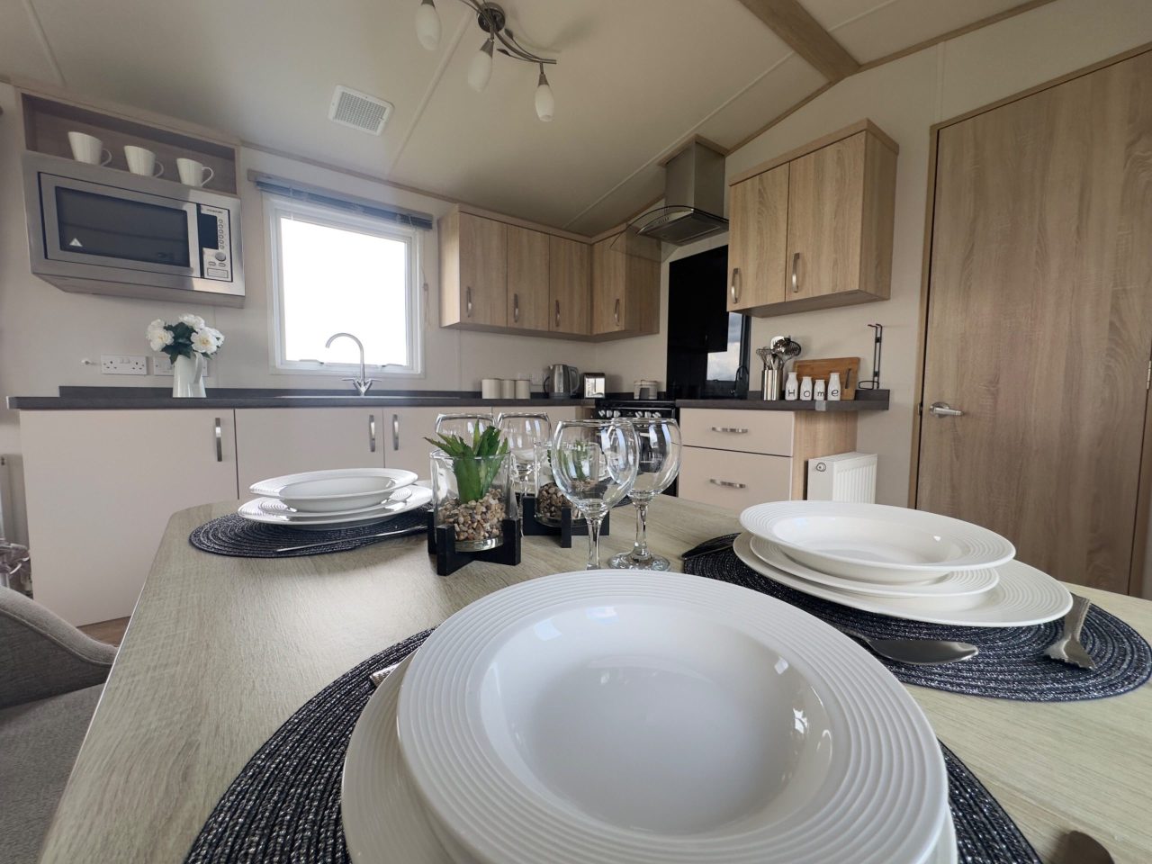 2 bedroom Static Home For Sale