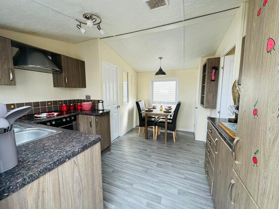 2 bedroom Static Home For Sale
